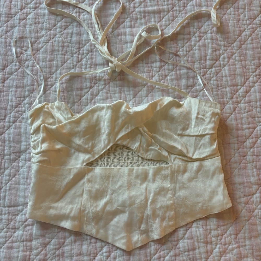 Chic Silk Cream Women's Crop Top